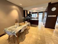  of property in Bedford Gardens