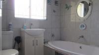 Bathroom 1 - 4 square meters of property in Creswell Park
