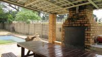 Patio - 15 square meters of property in Creswell Park