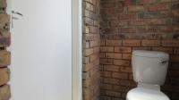 Bathroom 3+ - 3 square meters of property in Creswell Park
