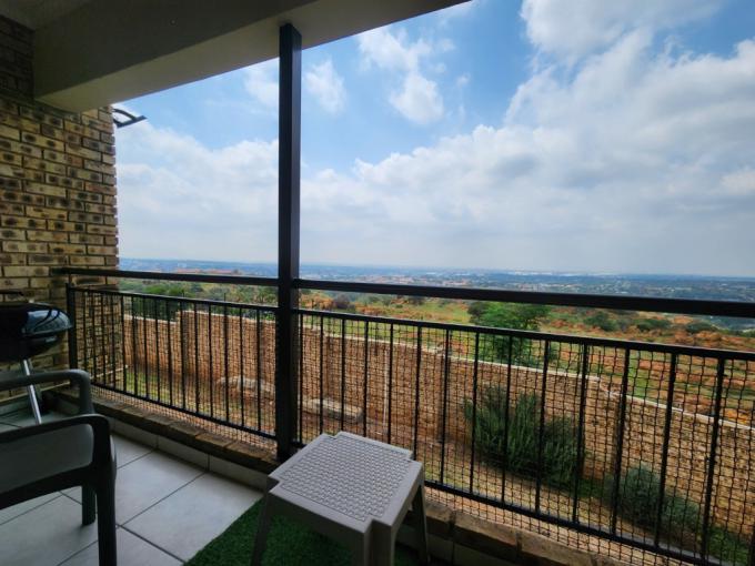 2 Bedroom Apartment for Sale For Sale in South Crest - MR670593