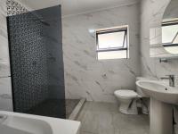  of property in Brackenhurst