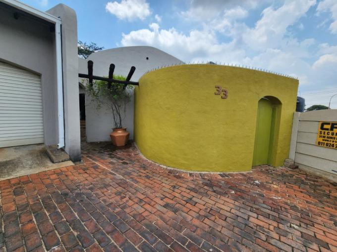4 Bedroom House for Sale For Sale in Verwoerdpark - MR670595