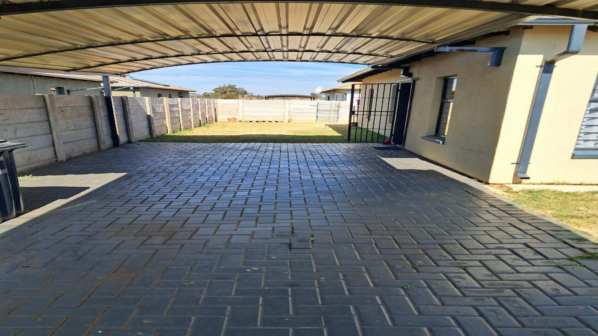 Carport  of property in Protea Glen