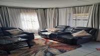 Lounges - 18 square meters of property in Protea Glen