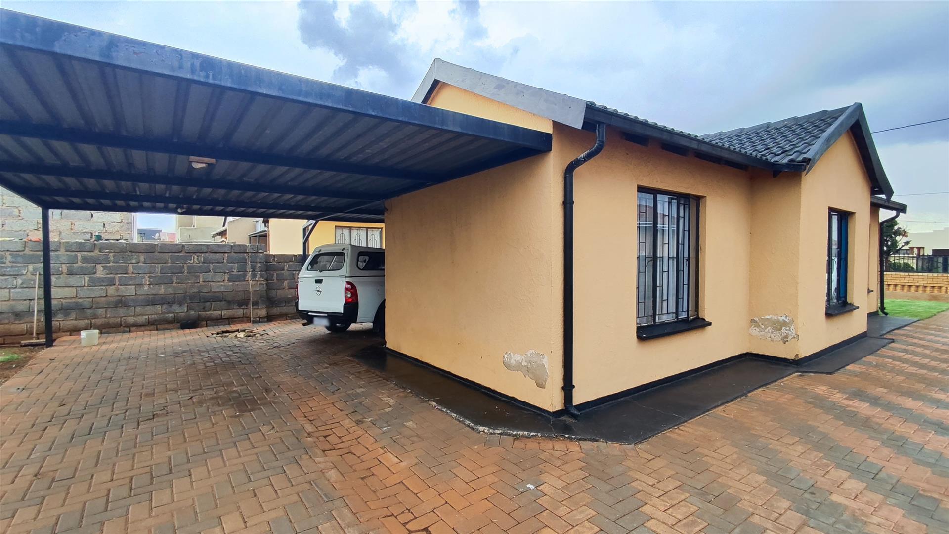 Backyard of property in Vosloorus