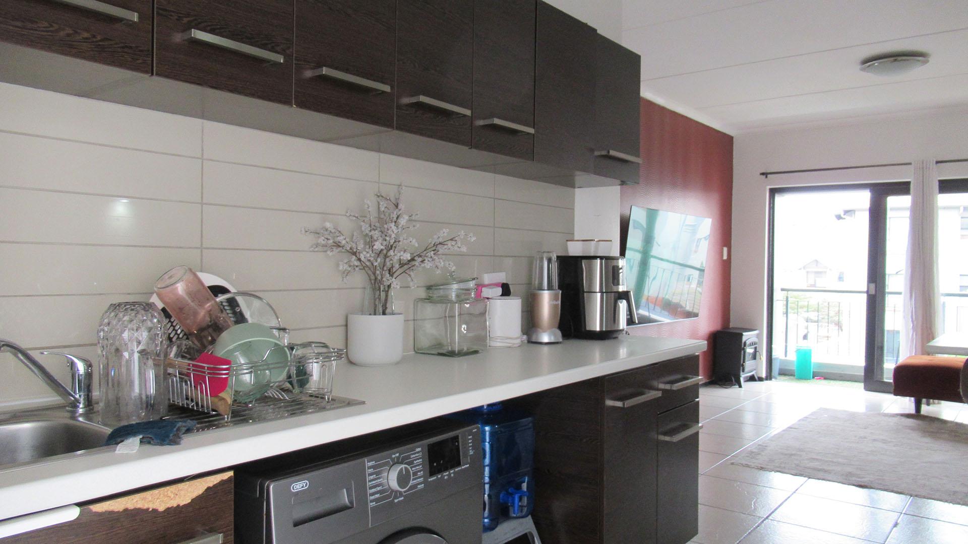 Kitchen - 7 square meters of property in Oakdene