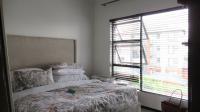 Bed Room 1 - 15 square meters of property in Oakdene