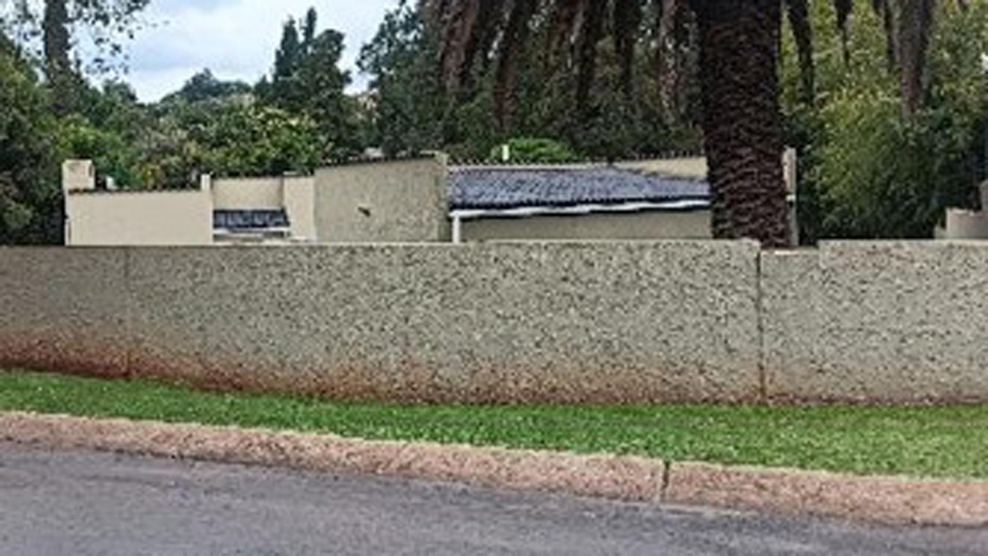 Front View of property in Quellerina
