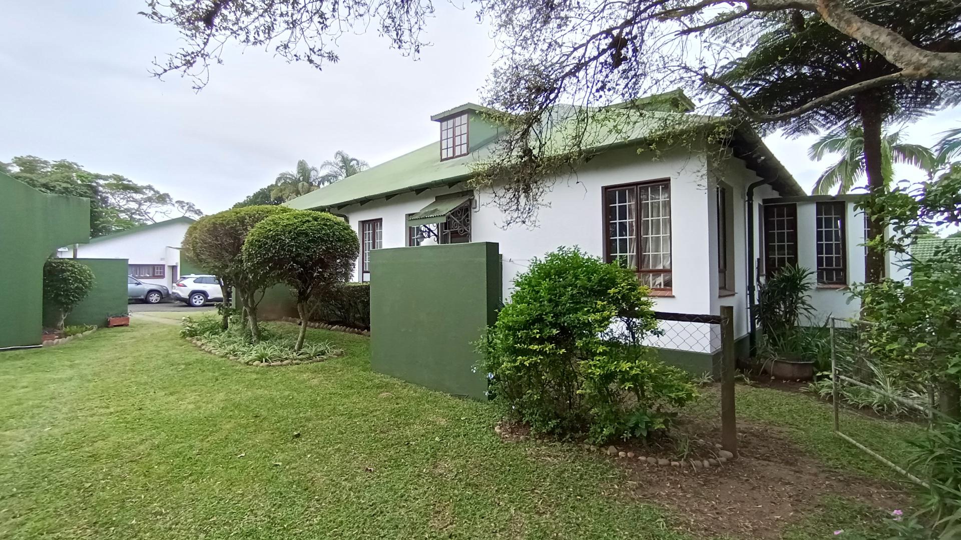 Front View of property in Umtentweni
