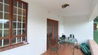 Patio - 10 square meters of property in Umtentweni