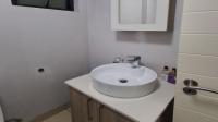 Bathroom 1 - 5 square meters of property in Halfway Gardens