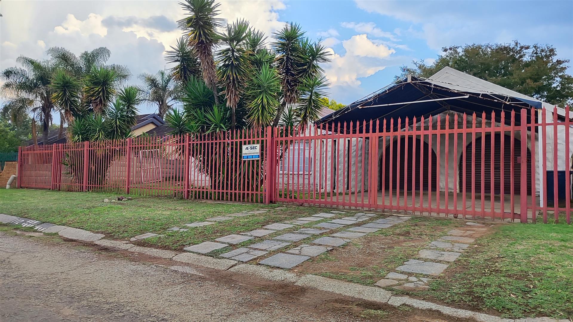 Front View of property in Vanderbijlpark