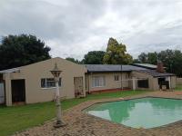 Front View of property in Rensburg