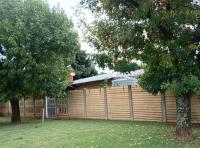 Front View of property in Rensburg