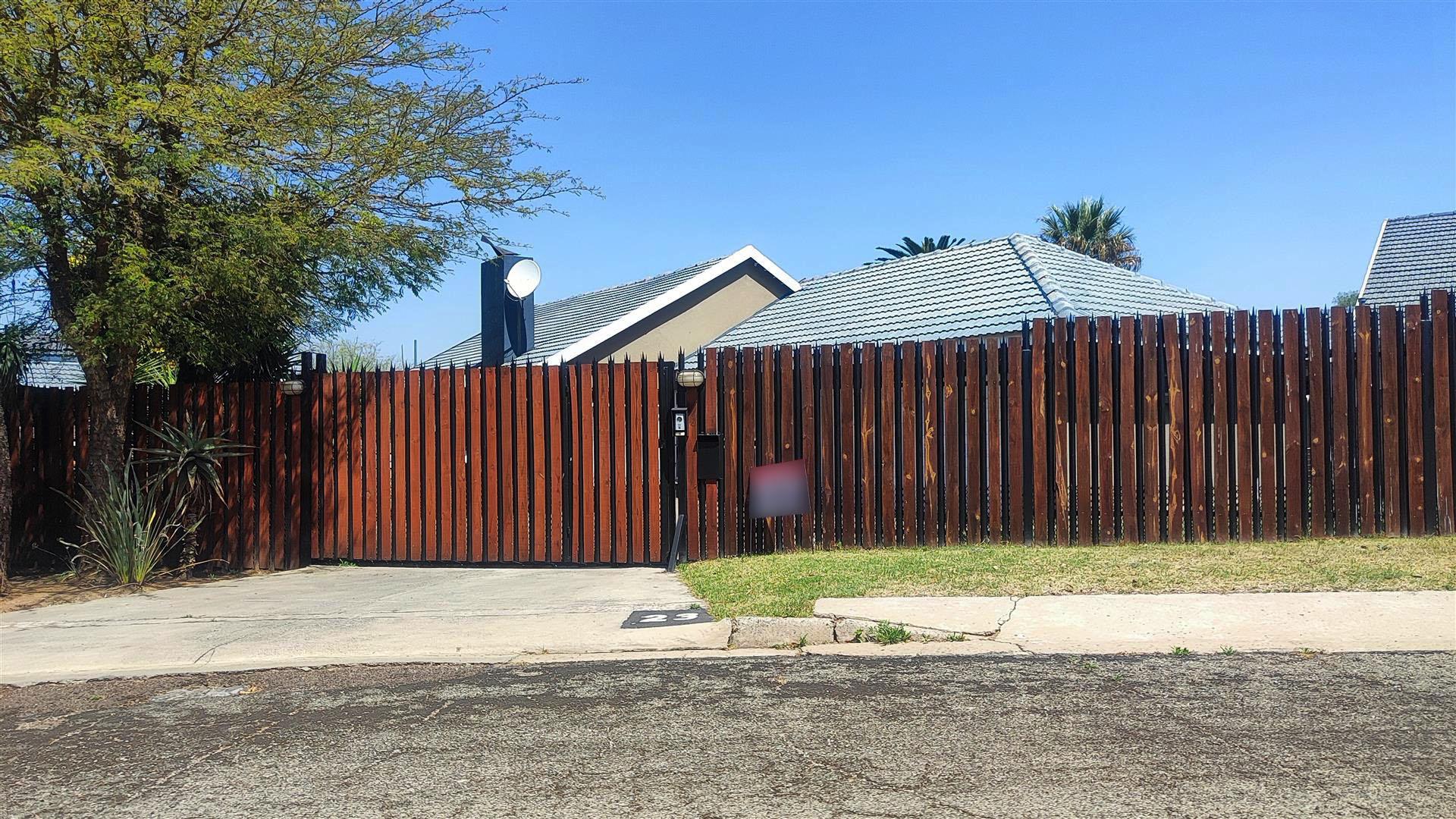 Front View of property in Randhart