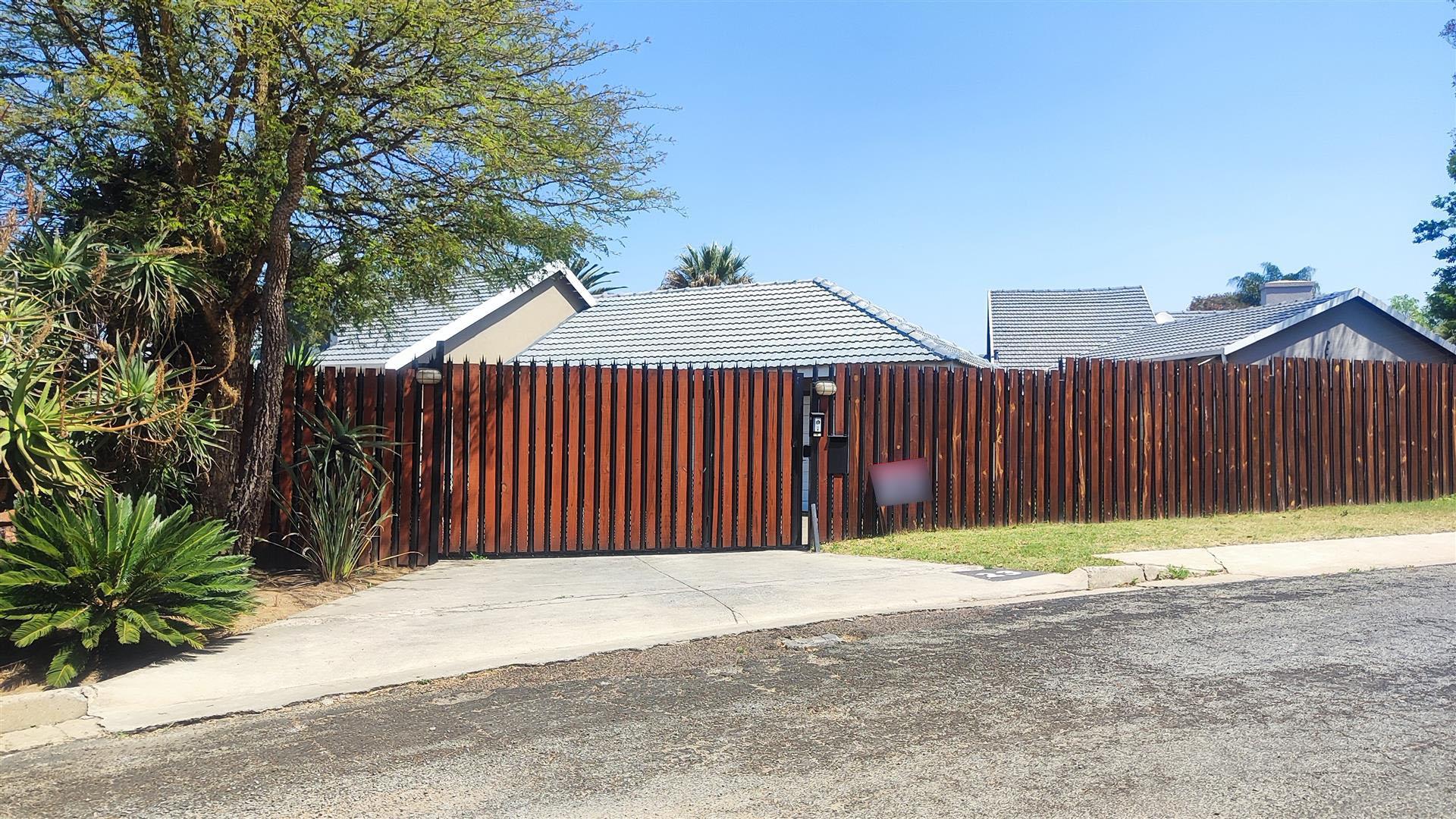 Front View of property in Randhart