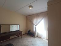  of property in Olievenhoutbos