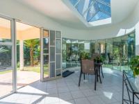  of property in Kloof 