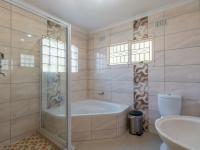  of property in Kloof 