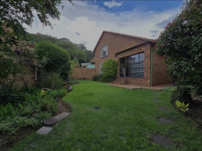 3 Bedroom Simplex for Sale For Sale in Bassonia - MR670726