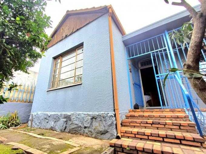 3 Bedroom House for Sale For Sale in Rosettenville - MR670730