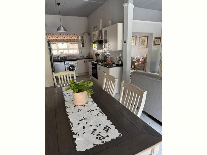 2 Bedroom Apartment for Sale For Sale in Dowerglen - MR670767