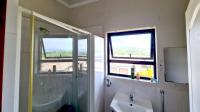 Bathroom 1 of property in Riverside Park