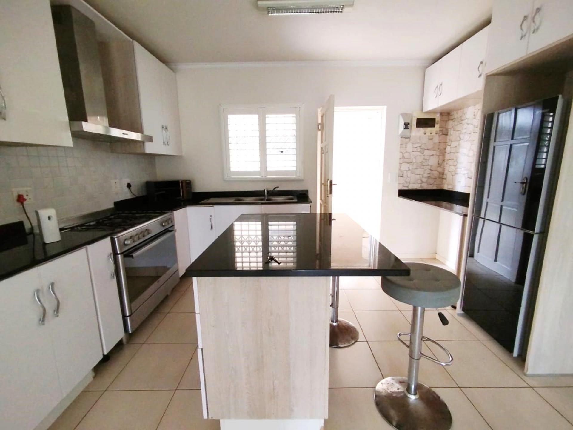 Kitchen of property in Ballitoville