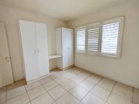 Bed Room 2 of property in Ballitoville