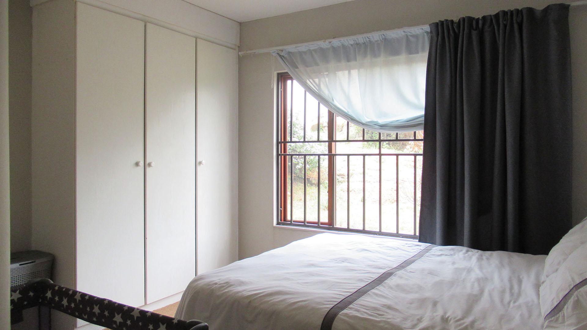 Main Bedroom - 13 square meters of property in Winchester Hills