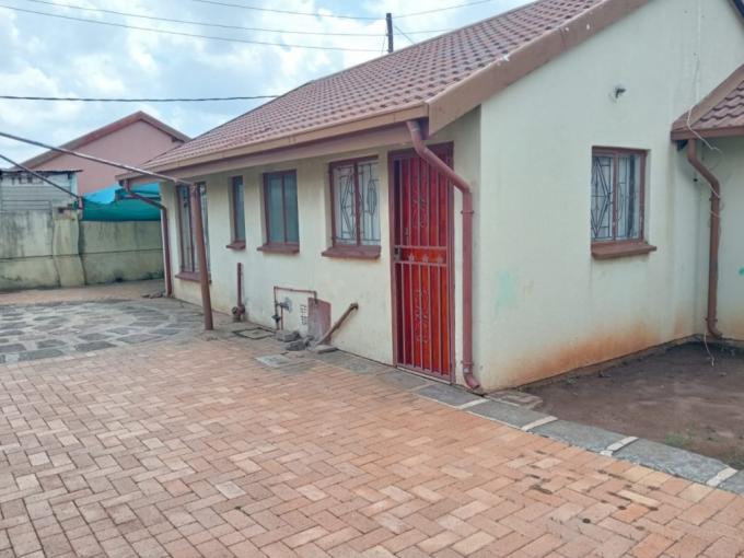 3 Bedroom House for Sale For Sale in Boitekong - MR670859