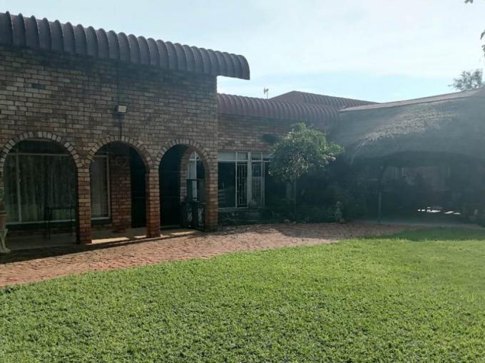 Smallholding for Sale For Sale in Waterkloof (Rustenburg) - MR670891