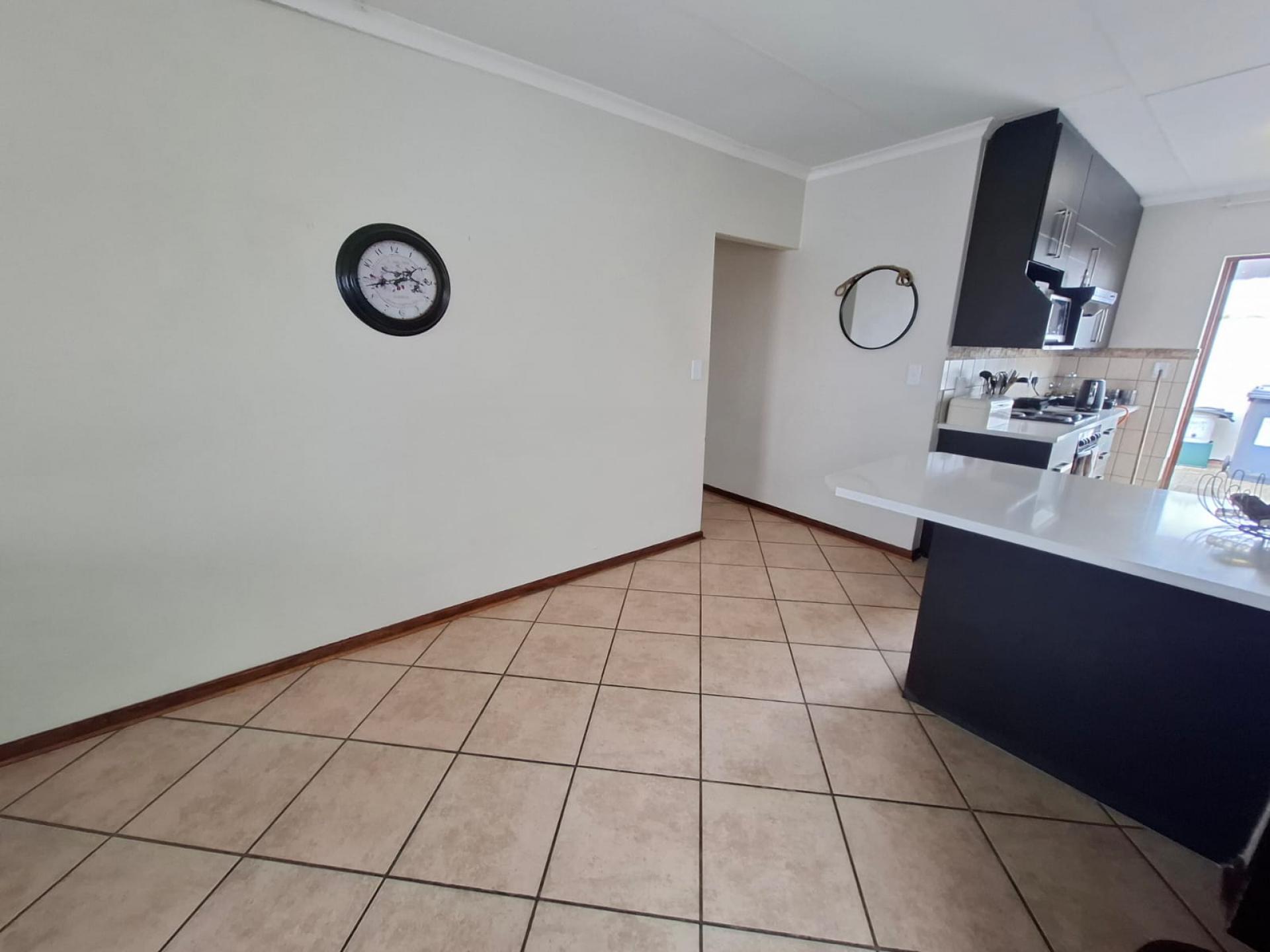 Dining Room of property in Bloemfontein