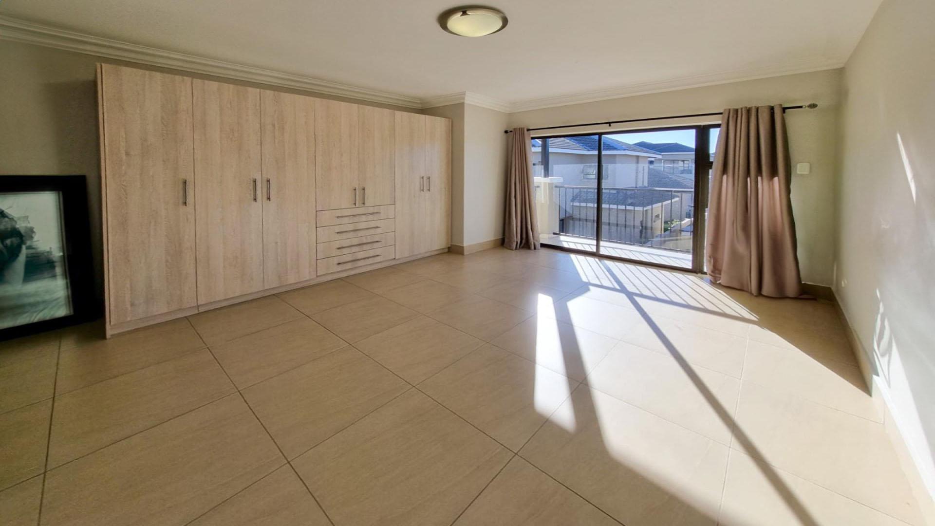 Bed Room 3 of property in Shellyvale