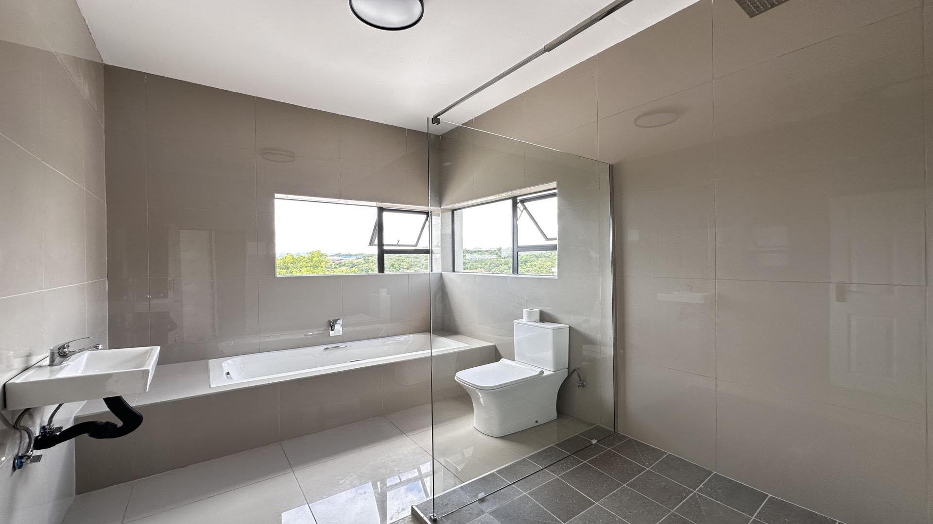 Bathroom 2 of property in Riverside Park