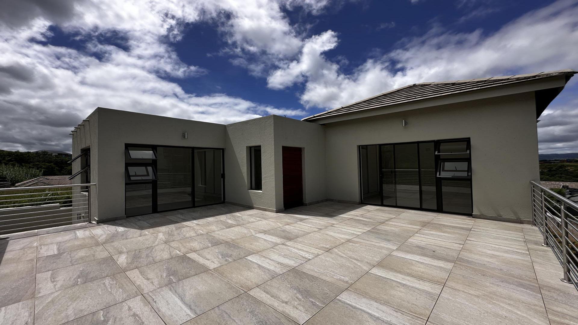 Patio of property in Riverside Park