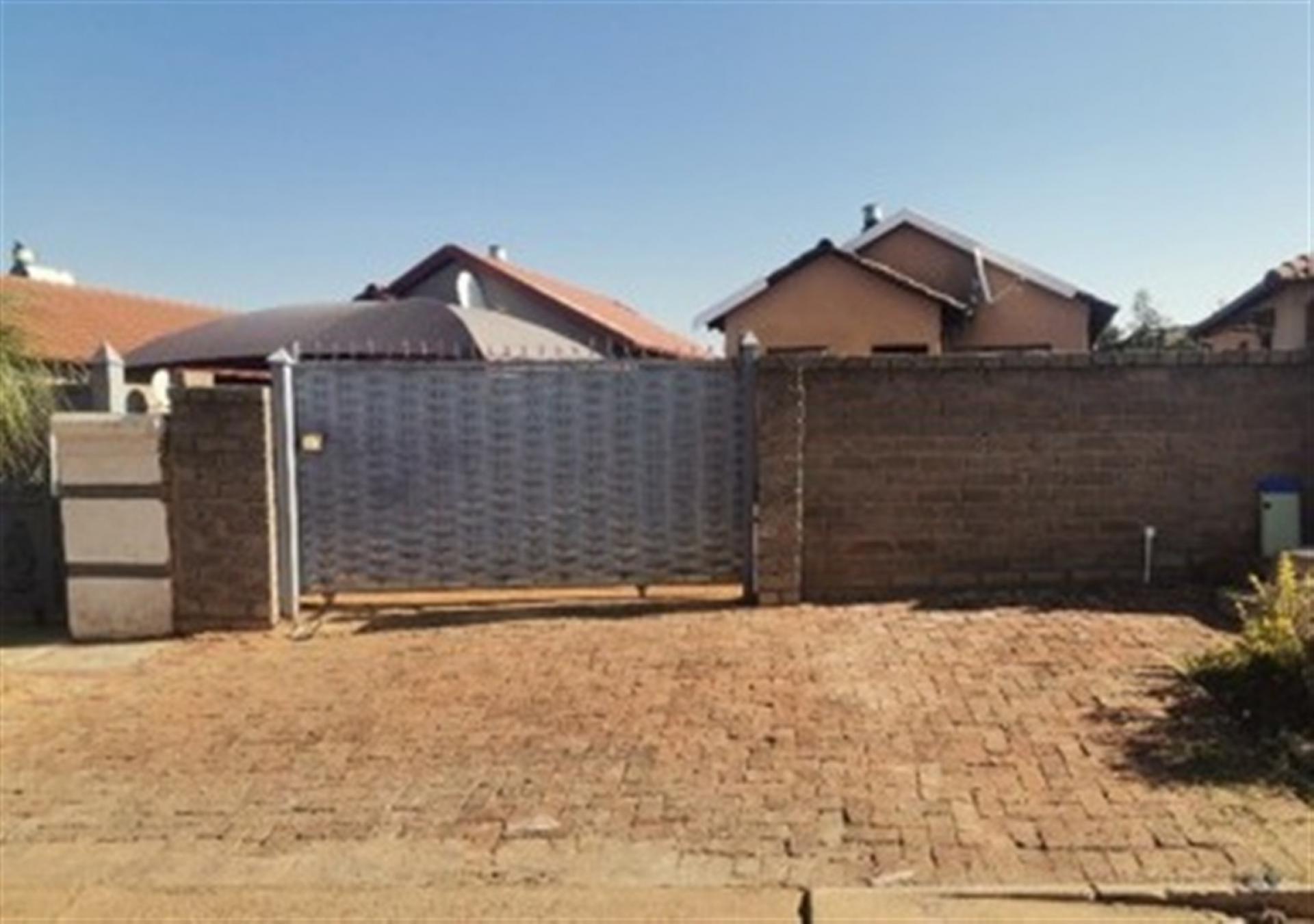 Front View of property in Soshanguve East