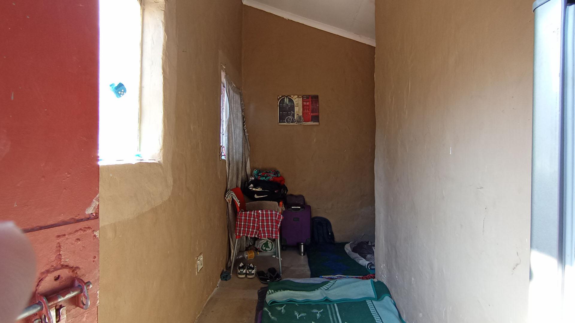 Staff Room - 8 square meters of property in Heuweloord