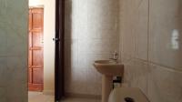 Guest Toilet of property in Heuweloord