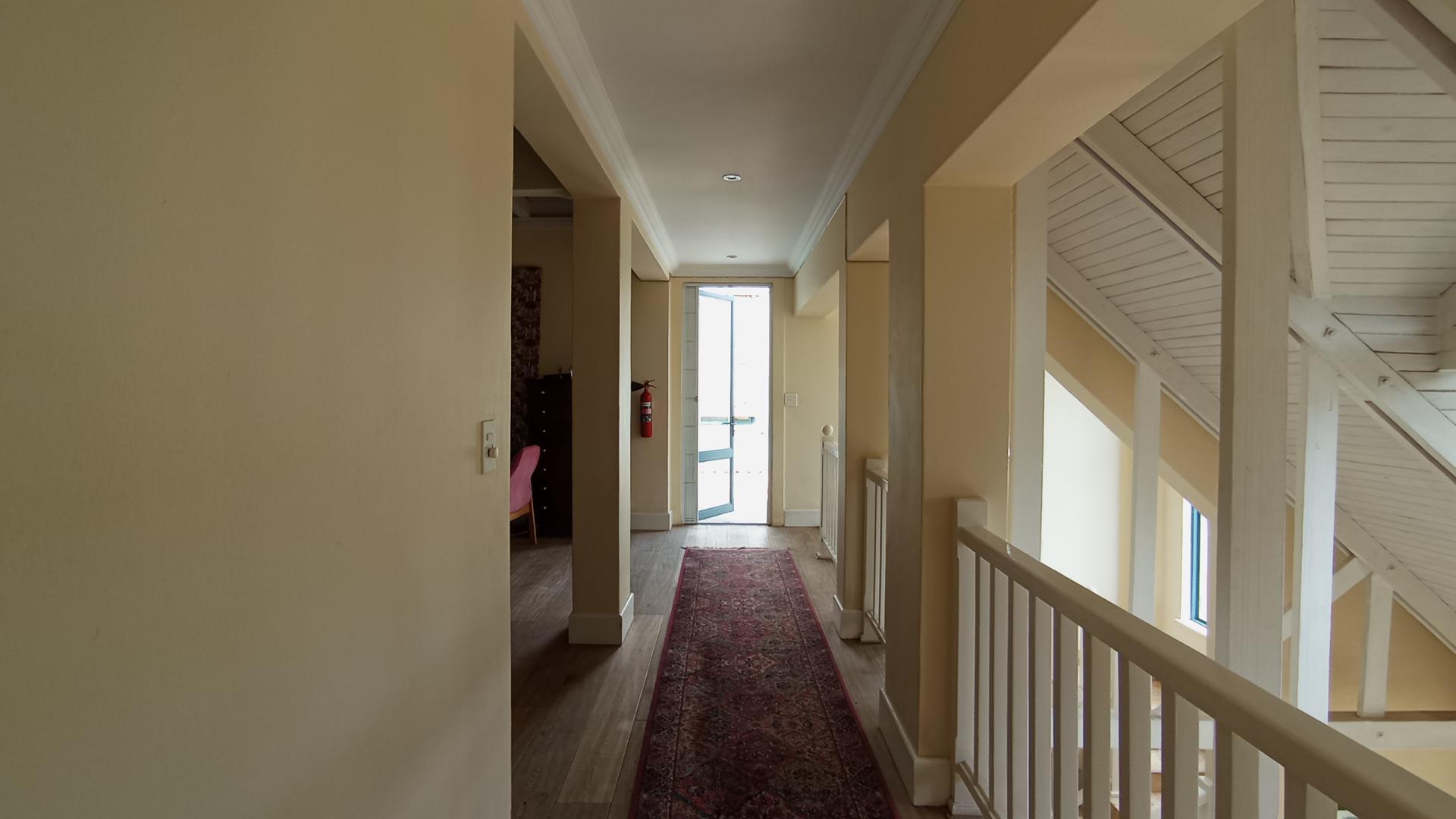 Spaces - 114 square meters of property in Midrand Estates