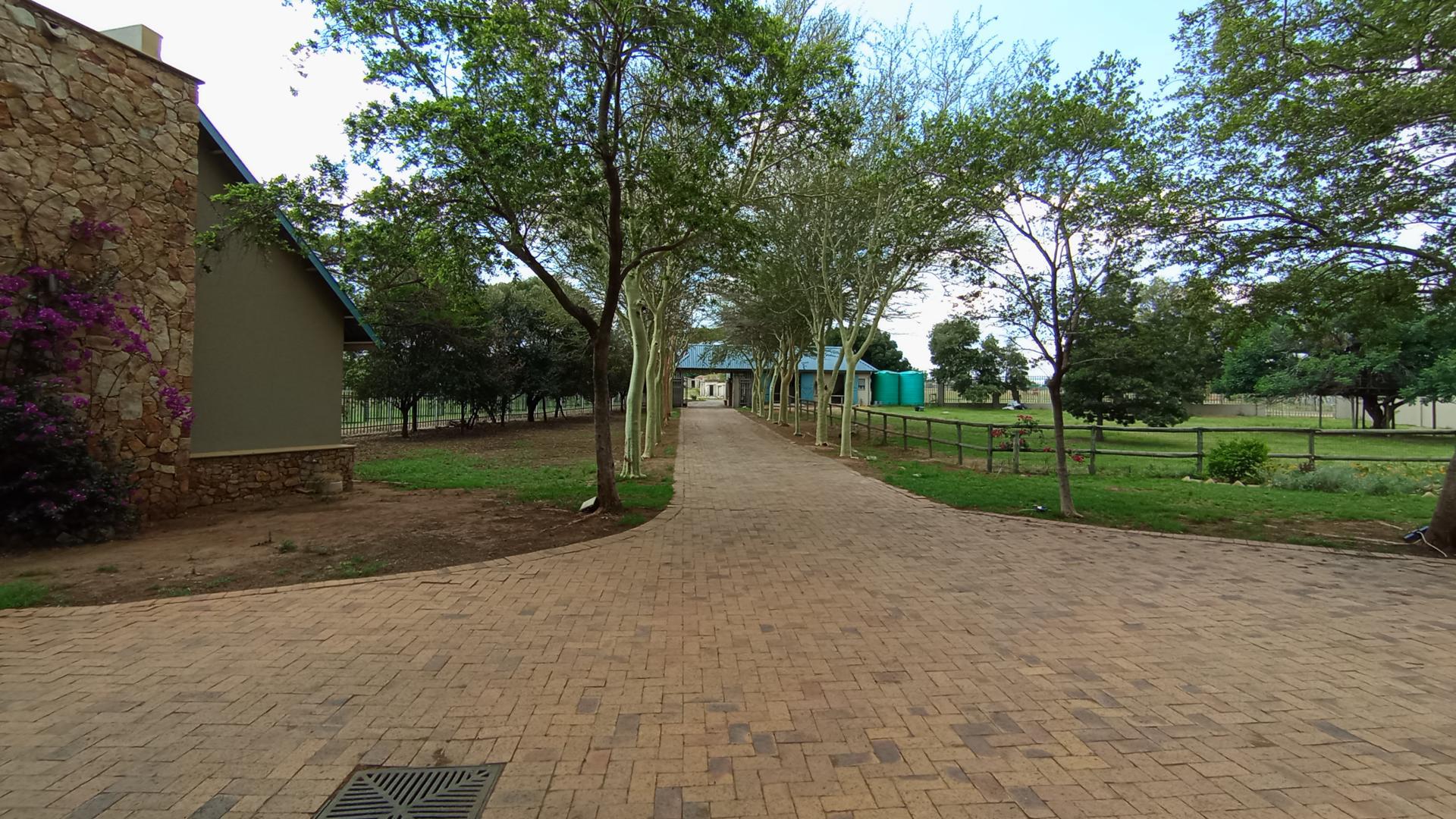 Front View of property in Midrand Estates