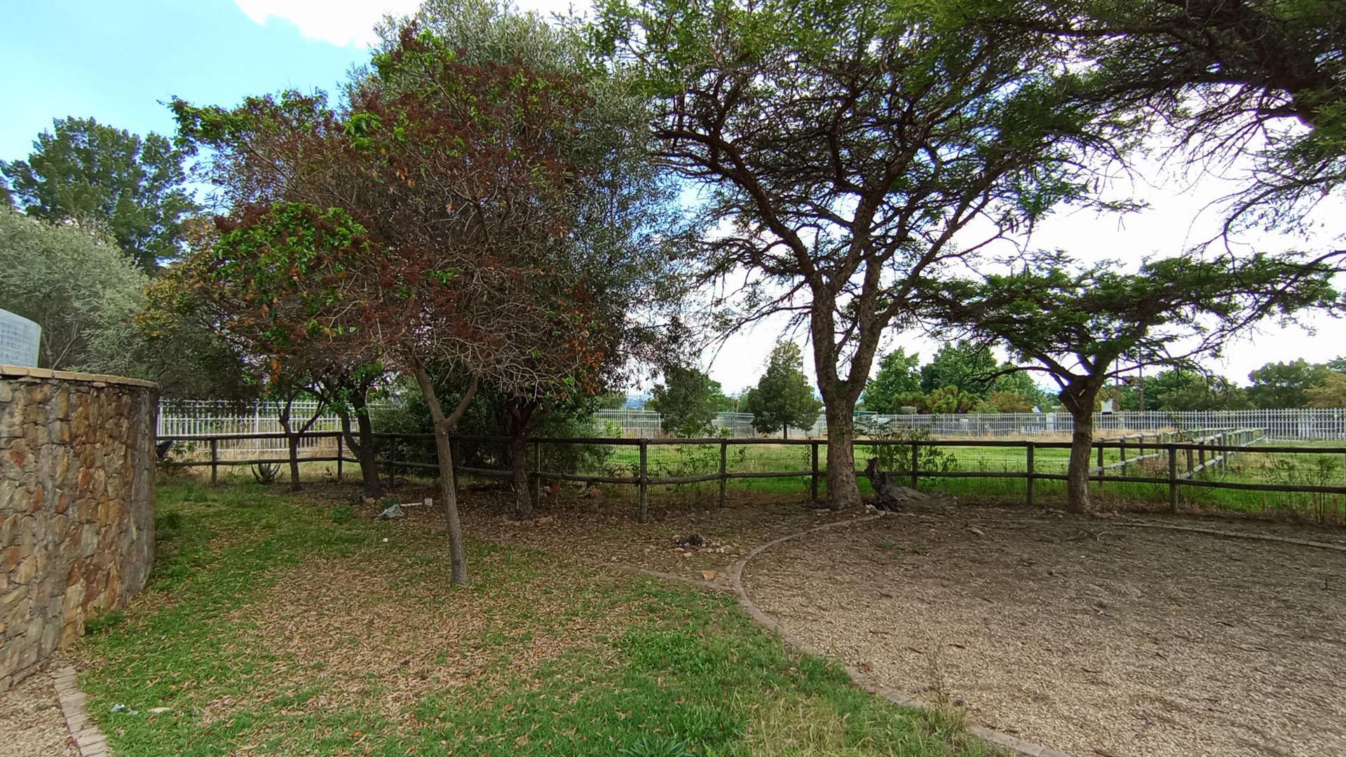 Garden of property in Midrand Estates