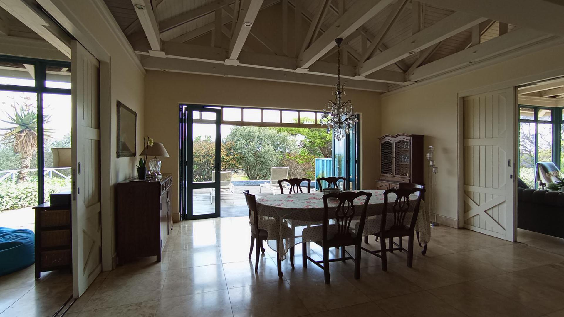 Dining Room - 50 square meters of property in Midrand Estates