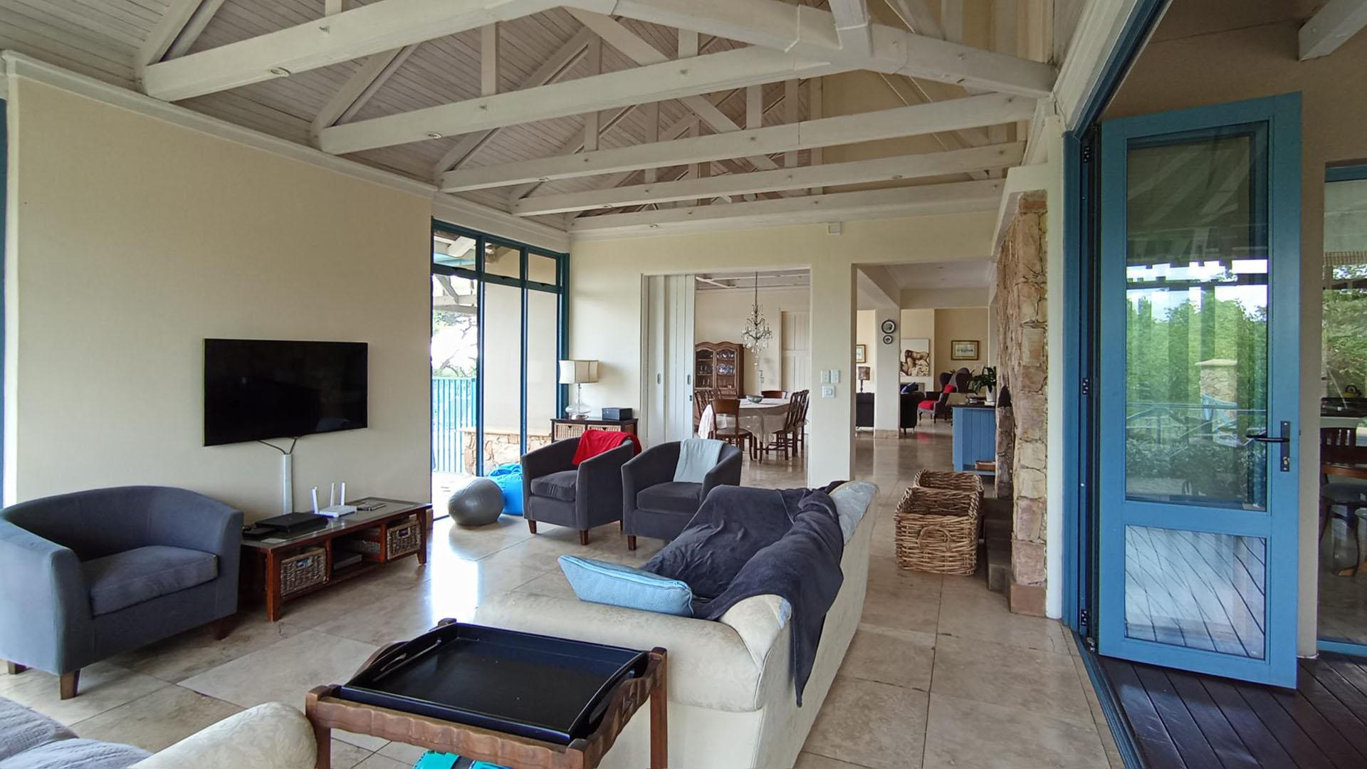 Lounges - 65 square meters of property in Midrand Estates