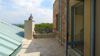 Balcony - 24 square meters of property in Midrand Estates