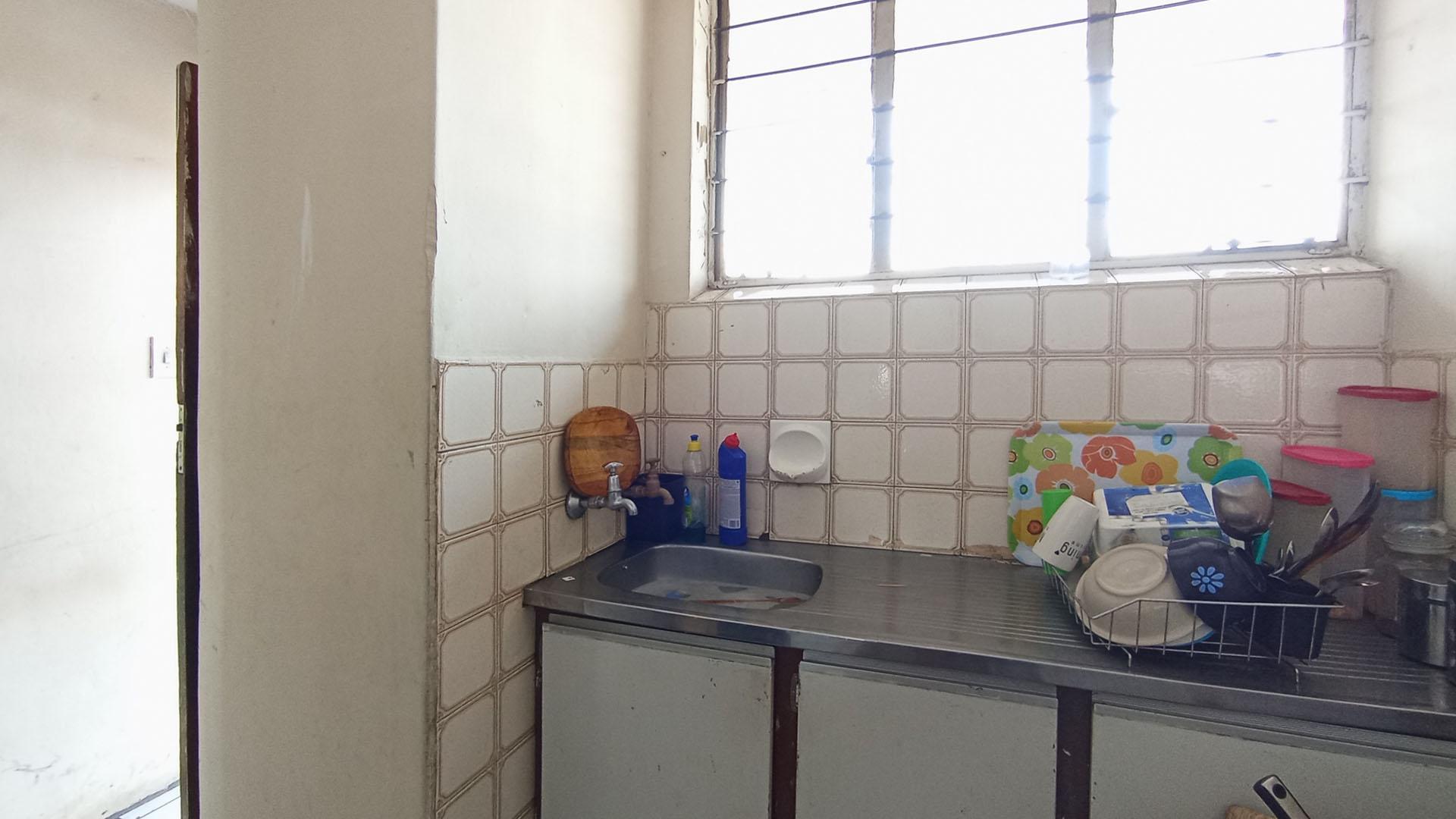 Kitchen - 7 square meters of property in Pretoria West