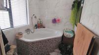 Bathroom 1 of property in Shelly Beach