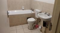 Bathroom 2 of property in Rosslyn