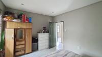 Bed Room 1 - 15 square meters of property in Umlazi